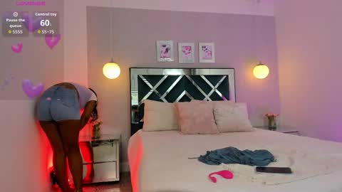 Melody online show from November 2025 11:33:02 AM