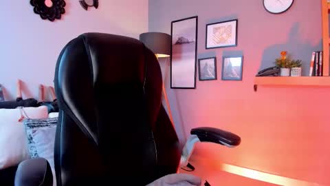 Megan Grey 3  online show from November 2025 05:16:02 AM