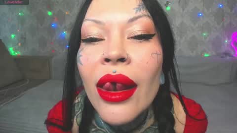 Helena Tuman online show from March 2025 09:07:02 AM