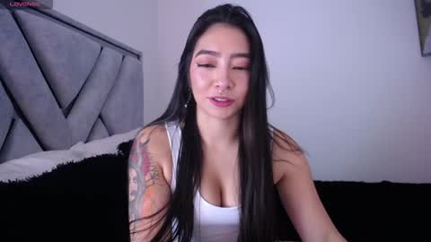 Megan Bluee online show from September 2025 02:52:02 PM