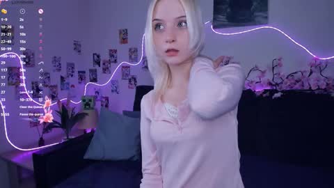 Megan and Anna online show from November 2025 07:14:02 PM