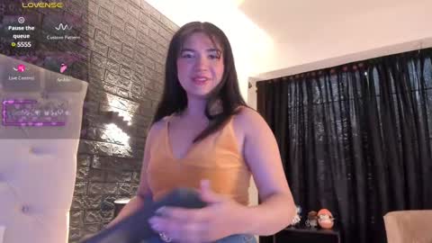     online show from February 2025 11:41:02 AM