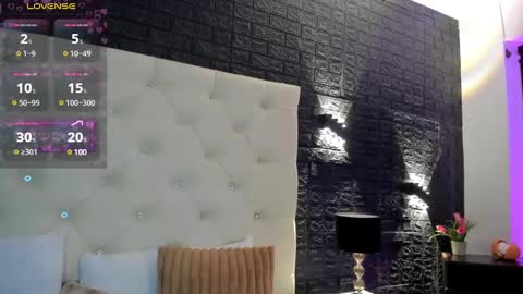     online show from March 2025 12:19:02 PM