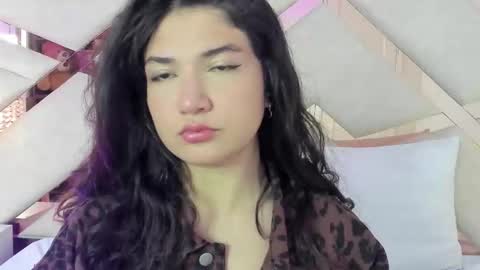     online show from October 2025 11:44:02 AM