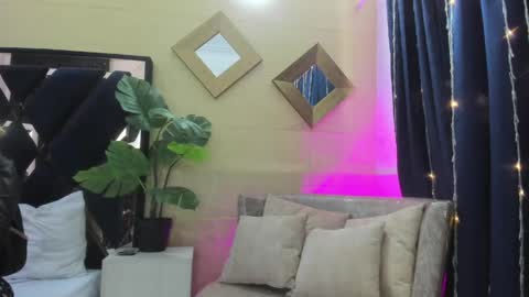     online show from April 2026 12:21:01 PM