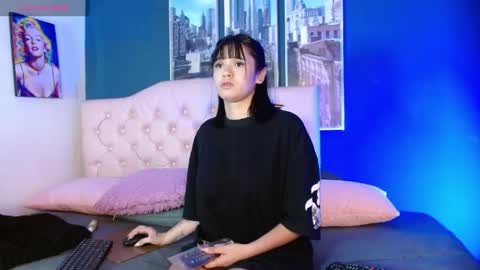 Snapshot of megan_lr chatting on May 2026 02:03:02 PM Valentina online show from May 2026 02:03:02 PM