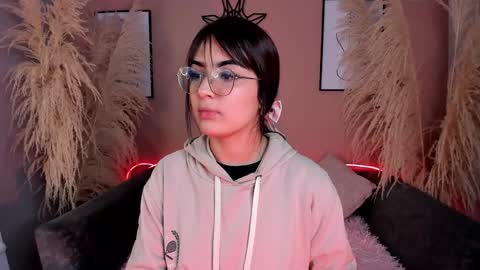 Snapshot of megan_moore__ chatting on January 2025 12:35:02 PM online show from January 2025 12:35:02 PM