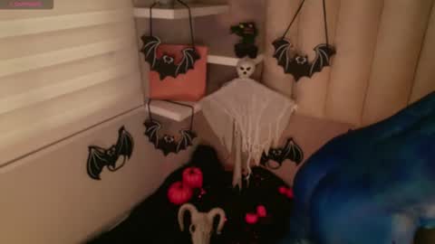 Snapshot of megan_moore__ chatting on October 2025 01:21:01 PM online show from October 2025 01:21:01 PM