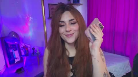 Snapshot of megan_ricci chatting on April 2026 09:50:02 PM Laura online show from April 2026 09:50:02 PM
