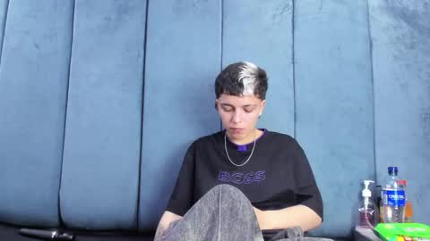 Snapshot of megan_thompsonn_ chatting on May 2026 02:17:01 AM megan_thompsonn_ online show from May 2026 02:17:01 AM