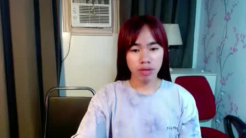 Snapshot of megan_younng chatting on June 2026 07:25:02 AM MEGAN online show from June 2026 07:25:02 AM