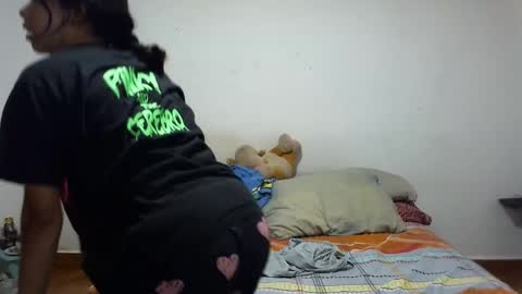 Snapshot of meganandmax1 chatting on February 2026 04:09:01 AM meganandmax1 online show from February 2026 04:09:01 AM