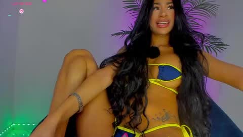Snapshot of megancarlott_ chatting on May 2026 11:49:01 AM megancarlott_ online show from May 2026 11:49:01 AM