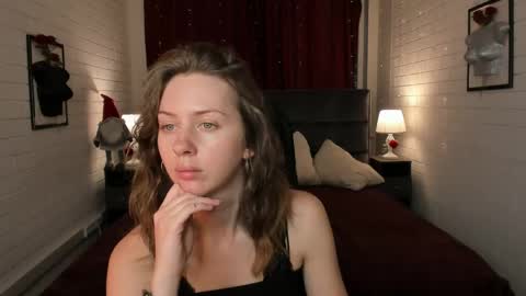 Snapshot of meganclapp chatting on May 2026 05:15:02 AM Megan online show from May 2026 05:15:02 AM