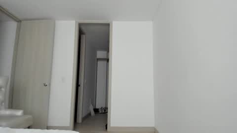 Snapshot of meganmir1 chatting on November 2025 11:52:02 AM meganmir1 online show from November 2025 11:52:02 AM