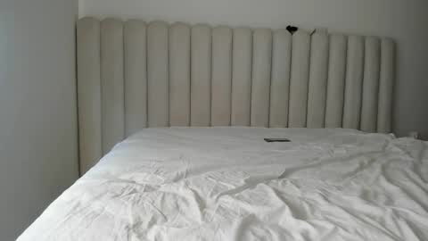 meganmir1 online show from July 2026 02:33:01 PM