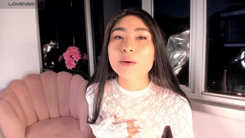 Snapshot of megann__sweet chatting on December 2024 10:38:02 AM Mara online show from December 2024 10:38:02 AM