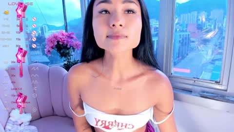 Snapshot of megann__sweet chatting on January 2025 01:30:01 PM Mara online show from January 2025 01:30:01 PM