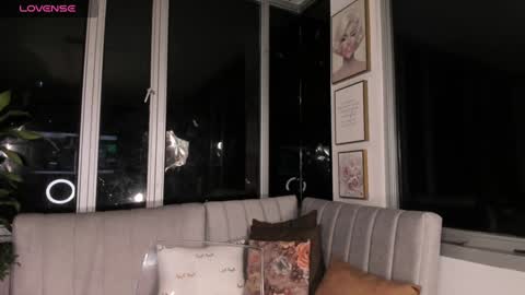 Snapshot of megann__sweet chatting on February 2025 10:40:01 AM Mara online show from February 2025 10:40:01 AM