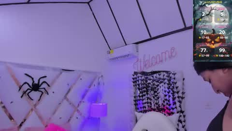 Snapshot of megann__up chatting on October 2025 07:58:02 PM Megan online show from October 2025 07:58:02 PM