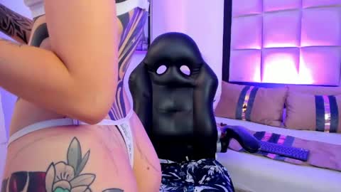 Megan Presley online show from April 2026 02:34:02 PM