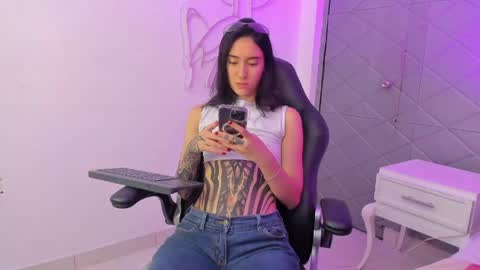 Megan Presley online show from May 2026 06:08:02 AM