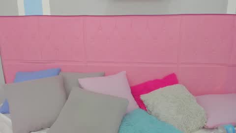 Snapshot of meganqueen2 chatting on January 2025 04:59:02 PM Megan Queen online show from January 2025 04:59:02 PM