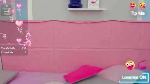 Snapshot of meganqueen2 chatting on March 2025 10:10:02 PM Megan Queen online show from March 2025 10:10:02 PM