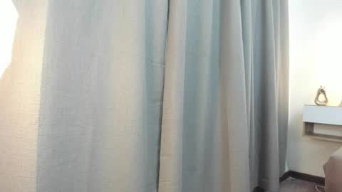 Snapshot of meganqueen2 chatting on July 2026 02:21:01 PM Megan Queen online show from July 2026 02:21:01 PM