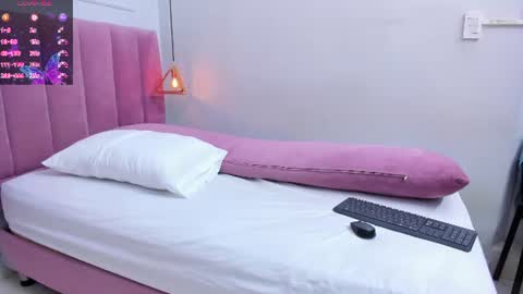 Snapshot of megansaenz_1 chatting on June 2026 07:57:02 PM Megan online show from June 2026 07:57:02 PM