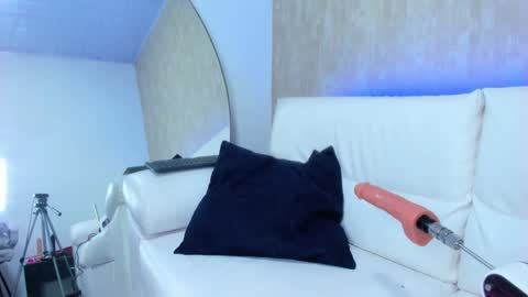 meggan online show from January 2025 04:14:02 AM