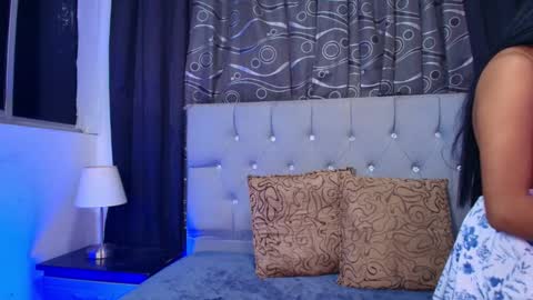 meggan online show from October 2025 03:47:01 AM