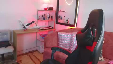 Snapshot of meggan_greey chatting on July 2026 11:18:02 PM Your best slave online show from July 2026 11:18:02 PM