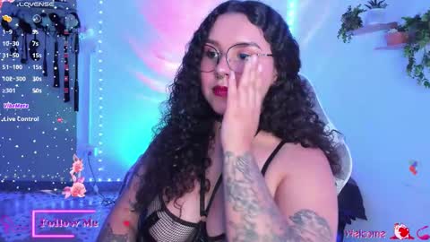   online show from December 2025 03:26:02 AM