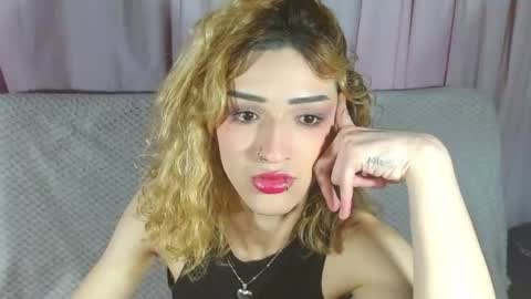 meghan_devil_ online show from June 2026 04:39:02 AM