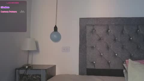 Meghan  online show from October 2025 08:06:02 PM