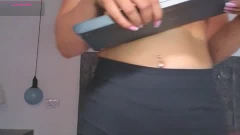 Meghan  online show from November 2025 09:39:01 PM