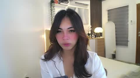 Snapshot of meiluxe chatting on June 2026 07:35:02 AM meiluxe online show from June 2026 07:35:02 AM