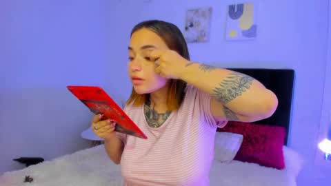 IG soymeily oficial  online show from April 2026 11:10:01 PM