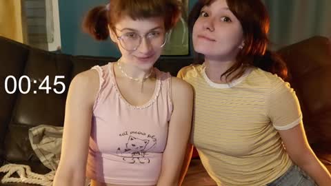 Snapshot of mekyy_no_neko chatting on December 2024 11:36:02 PM Mekyy online show from December 2024 11:36:02 PM