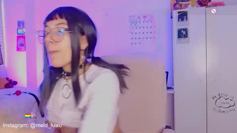 Melissa  -  -  Please help me to reach 100 thumbs up online show from December 2025 10:05:01 PM