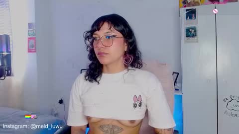 Melissa  -  -  Please help me to reach 100 thumbs up online show from December 2025 05:41:01 PM