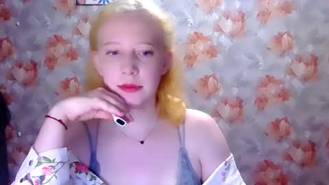 Snapshot of mel_mellie chatting on May 2026 12:16:02 AM Mel Mellie online show from May 2026 12:16:02 AM