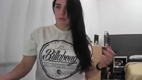 Snapshot of mel_stron chatting on January 2026 02:48:02 AM mel_stron online show from January 2026 02:48:02 AM