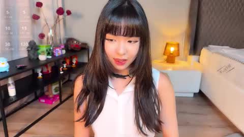 Melana online show from November 2025 01:57:01 PM