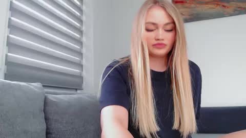 Snapshot of melani_a chatting on April 2026 10:07:02 AM Melania online show from April 2026 10:07:02 AM