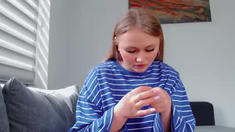 Snapshot of melani_a chatting on June 2026 12:36:01 PM Melania online show from June 2026 12:36:01 PM