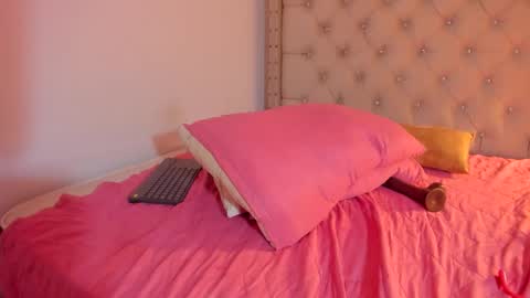 melania_xtreme online show from February 2026 07:51:01 AM