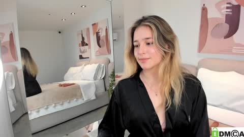 Snapshot of melanie__5 chatting on February 2025 04:06:01 AM Melanie Baez online show from February 2025 04:06:01 AM