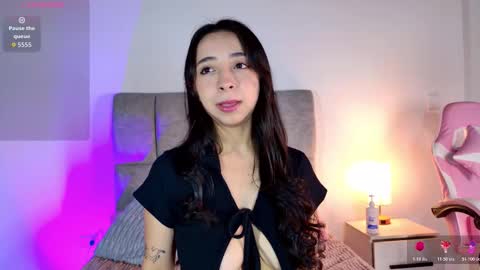 Snapshot of melanie__hills chatting on March 2026 11:37:01 AM Melanie online show from March 2026 11:37:01 AM